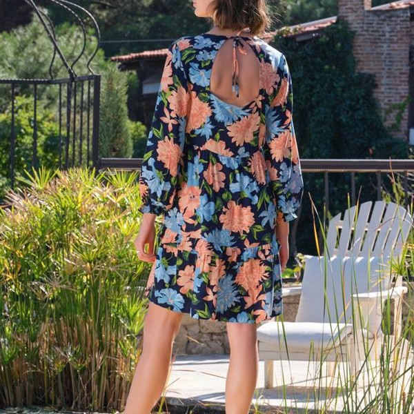 Arias Closet Viskon Çiçek Ve Yaprak Desenli Uzun Kollu Elbise