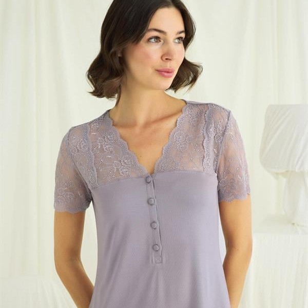 Arias Closet Yakası Kolu Ve Omzu Ve Eteği Dantelli Önü Düğmeli Gecelik