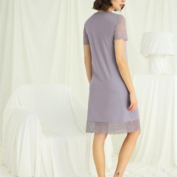 Arias Closet Yakası Kolu Ve Omzu Ve Eteği Dantelli Önü Düğmeli Gecelik