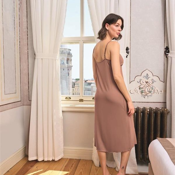 Arias Closet Yaprak Desenli Yırtmaçlı Dantelli Ve Dekolteli Büyük Beden Sabahlık Takımı