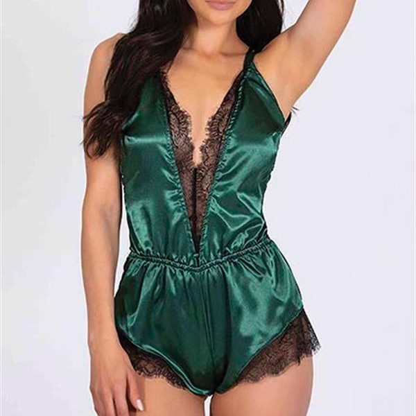 Arias Closet Yeşil Dantelli Sırtı Çapraz Saten Şort Tulum