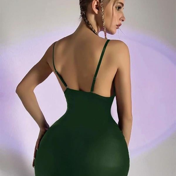 Arias Closet Yeşil Göğüs Dekolteli Fantezi Lame Deri Elbise