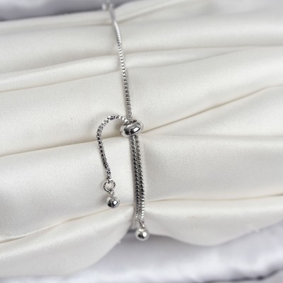 Baget Zirkon Taşlı Çiçek Model Gümüş Renk Asansörlü Kadın Bileklik