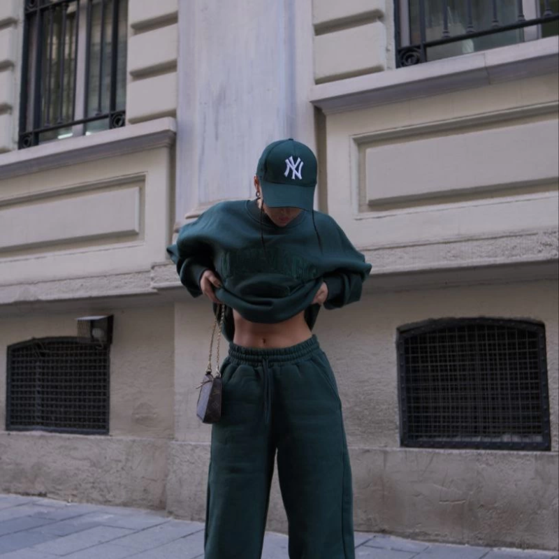 Bisiklet Yaka Nakış İşlemeli Üç İplik Sweat Takım - Yeşil -