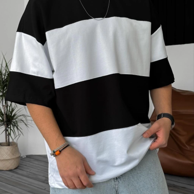 Bisiklet Yaka Parçalı T-Shirt - Siyah -