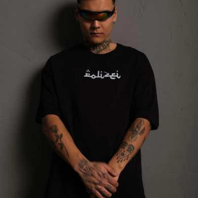 Bisiklet Yakalı Sırt Baskılı Oversize T-Shirt - Siyah -