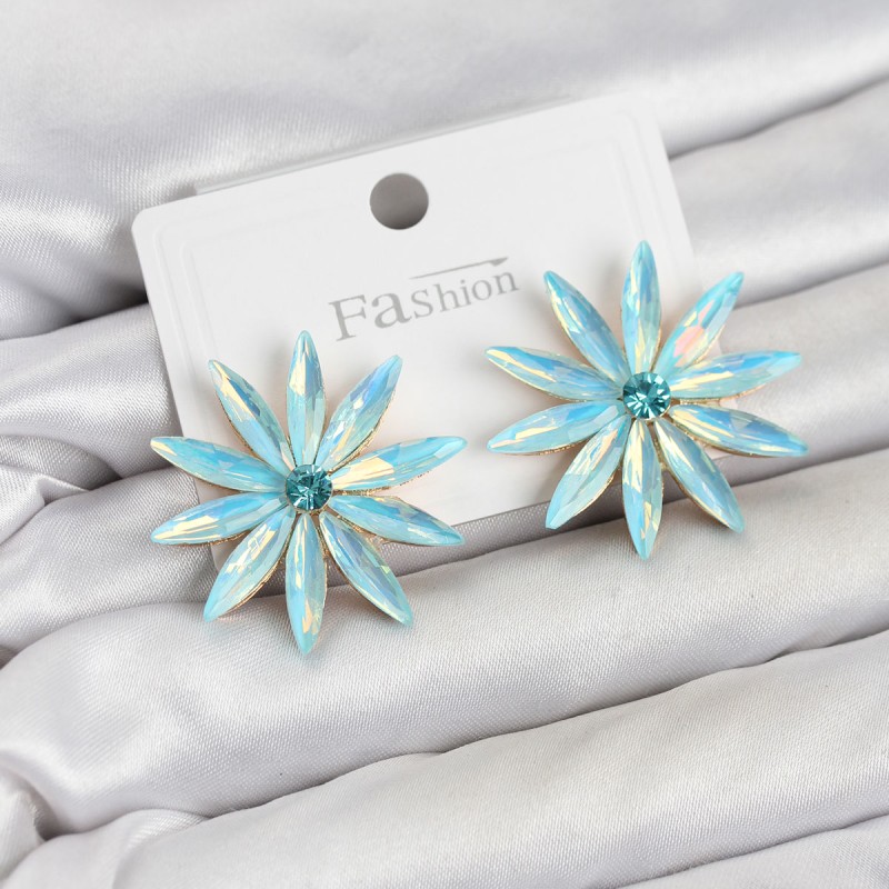 Buz Mavisi Kristal Taşlı Lotus Model Kadın Küpe