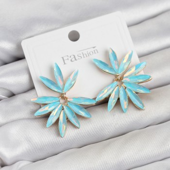Buz Mavisi Renk Kristal Taşlı Lotus Model Kadın Küpe