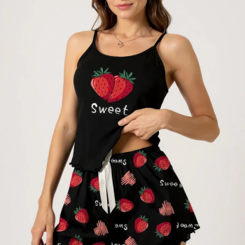 Çilek Baskılı Siyah Askılı Şortlu Pijama Takımı Siyah