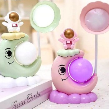 Çocuk Odası Ay ve Astronot Desenli Gece Lambası