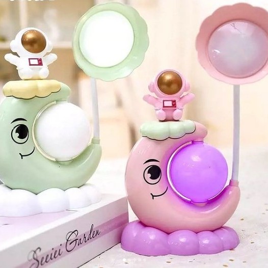 Çocuk Odası Ay ve Astronot Desenli Gece Lambası