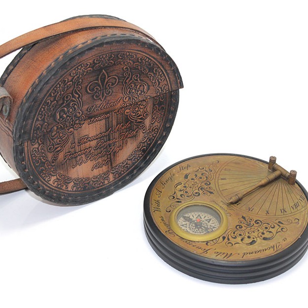 Deri Kılıflı Pirinç Pusula 