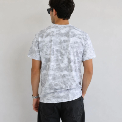 Erkek Batik Desenli Tişört Bisiklet Yaka Kısa Kol Regular Fit T-shirt - Gri