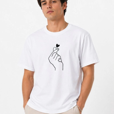 Erkek Kore Parmak Kalp Aşk Temalı Minimal Baskılı Tişört Yazlık Kısa Kol T-Shirt - Beyaz