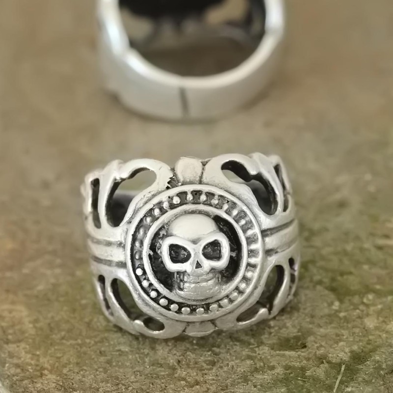 Eskitme Gümüş Renk Metal Kuru Kafa Tasarım Ayarlamalı Erkek Yüzük