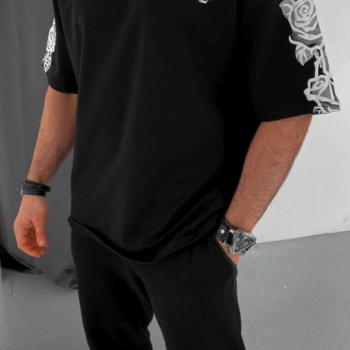 Flok Kabartma Baskılı T-Shirt - Siyah