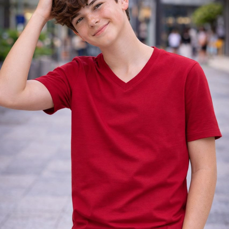 Genç Erkek Çocuk V Yaka Tişört Model - Bordo