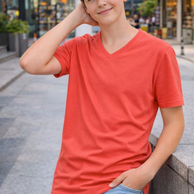 Genç Erkek Çocuk V Yaka Tişört Model - Nar Çiçeği