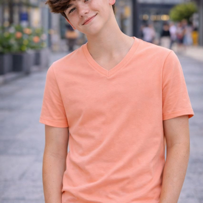 Genç Erkek Çocuk V Yaka Tişört Model - Toz Pembe
