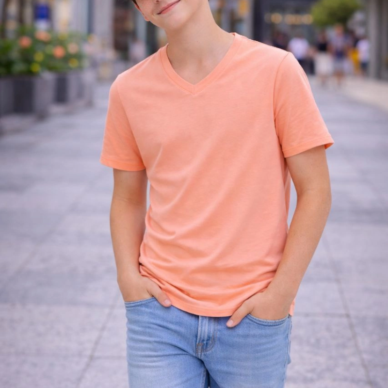 Genç Erkek Çocuk V Yaka Tişört Model - Toz Pembe