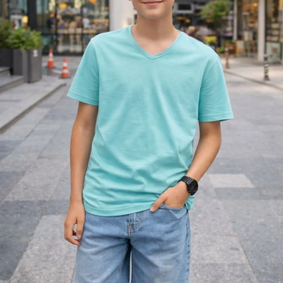 Genç Erkek Çocuk V Yaka Tişört Model - Turkuvaz