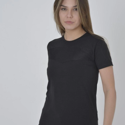 Gögüs Fileli Slim fit T-shirt - Siyah -