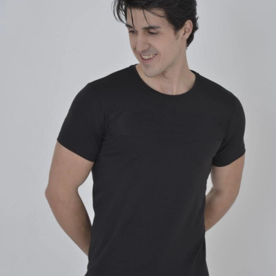 Gögüs Fileli Slim fit T-shirt - Siyah -