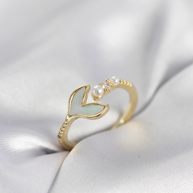 Gold Renk Balık Kuyruğu Model Kadın Yüzük