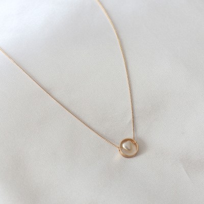 Gold Renk Minimal Kalp Figür Kadın Kolye