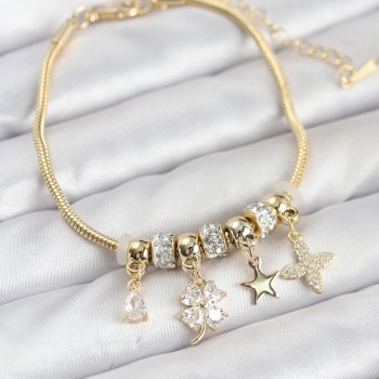 Gold Renk Pirinç Yonca Charmlı Kadın Bileklik