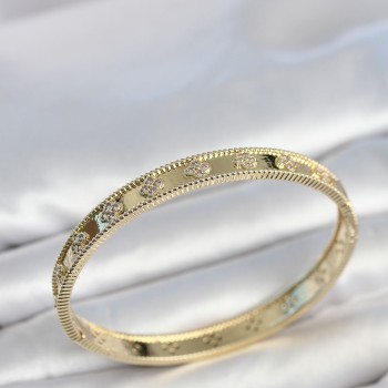 Gold Renk Pirinç Yonca Model Zirkon Taşlı Kadın Kelepçe Bileklik