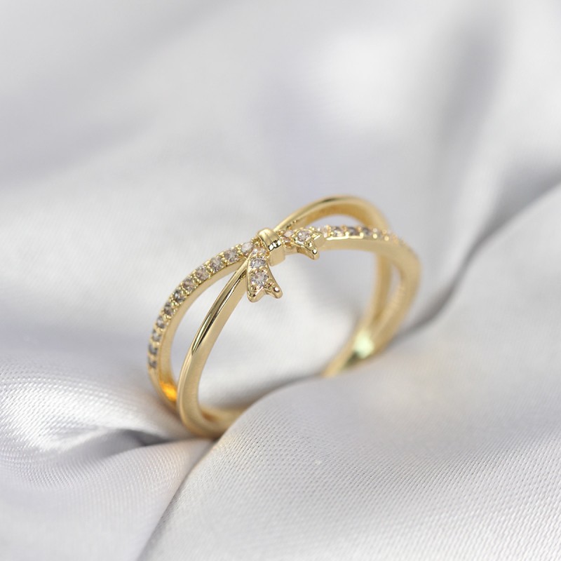 Gold Renk Zirkon Taşlı Fiyonk Model Kadın Yüzük