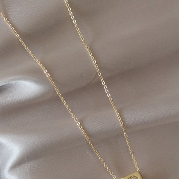 Gold Renk Zirkon Taşlı Küp Model C Harfli Kolye