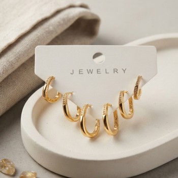 Gold Renk Zirkon Taşlı Pirinç İnce Kare Halka Model Kadın Küpe Seti
