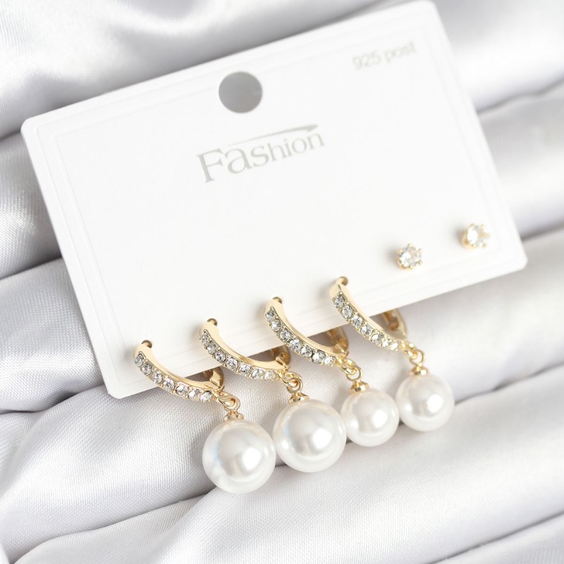 Gold Renk Zirkon Taşlı Pirinç İncili 925 Ayar Gümüş Çivili Küpe Seti