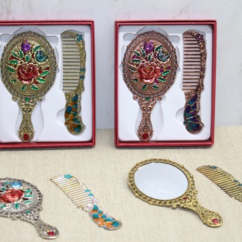 Gül Tasarımı Ayna Ve Tarak Seti Küçük Boy 