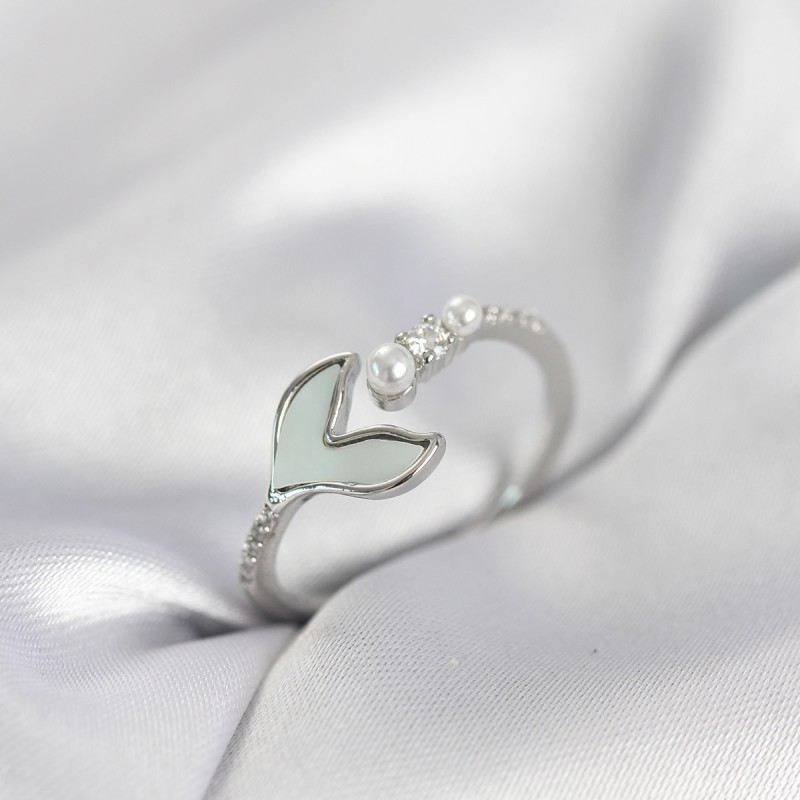 Gümüş Renk Balık Kuyruğu Model Kadın Yüzük