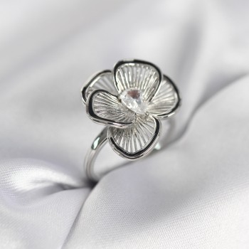 Gümüş Renk Çiçek Model Vintage Kadın Yüzük
