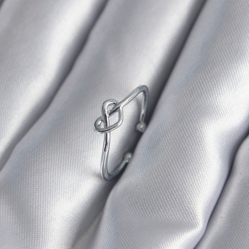 Gümüş Renk Düğüm Kalp Model Kadın Yüzük