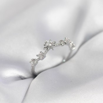 Gümüş Renk Gece Temalı Zirkon Taşlı Kadın Yüzük