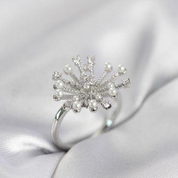 Gümüş Renk Karahindiba Model Zirkon Taşlı Kadın Yüzük