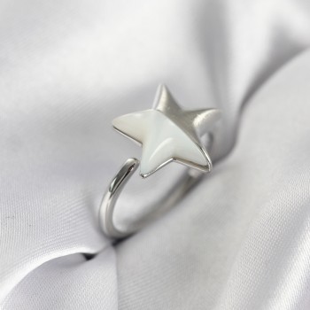 Gümüş Renk Sedefli Yıldız Model Kadın Yüzük