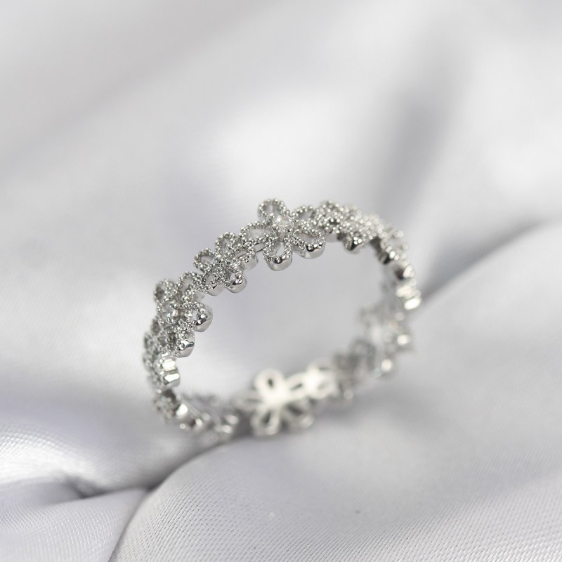 Gümüş Renk Sıralı Çiçek Model Zirkon Taşlı Kadın Yüzük