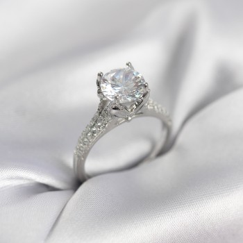 Gümüş Renk Tek Taş Model Zirkon Taşlı Kadın Yüzük