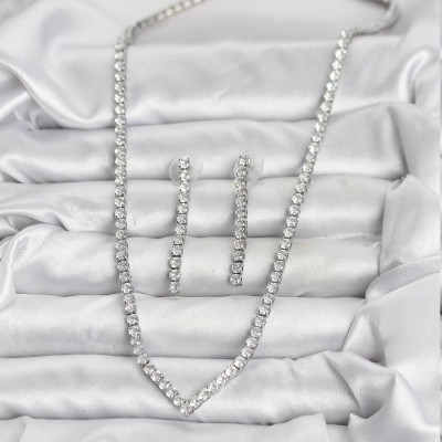 Gümüş Renk Zirkon Taşlı Kadın Kolye Küpe Seti