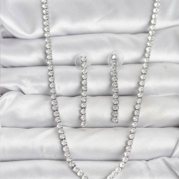 Gümüş Renk Zirkon Taşlı Kadın Kolye Küpe Seti