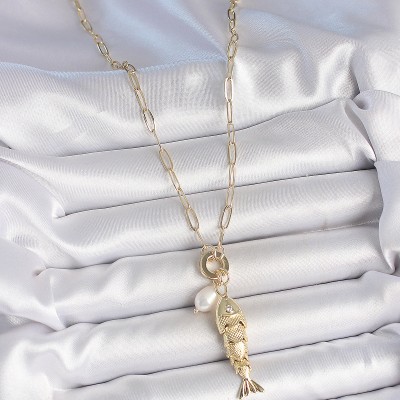 İnci Detaylı Zirkon Taşlı Balık Figürlü Gold Renk Pirinç Kolye