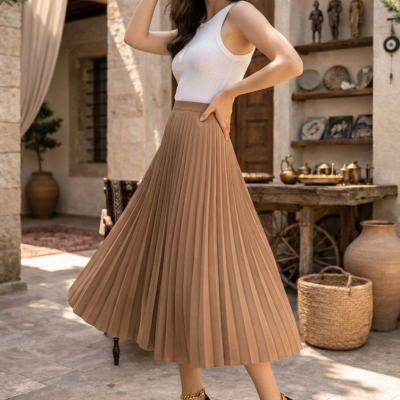 Kadın 90 Cm Saten Kumaş Pliseli Midi Etek Şık ve Zarif Tasarım - Kahverengi