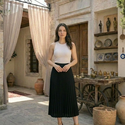 Kadın 90 Cm Saten Kumaş Pliseli Midi Etek Şık ve Zarif Tasarım - Siyah