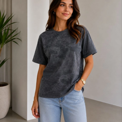 Kadın Batik Desenli Tişört Bisiklet Yaka Kısa Kol Regular Fit T-shirt - Siyah